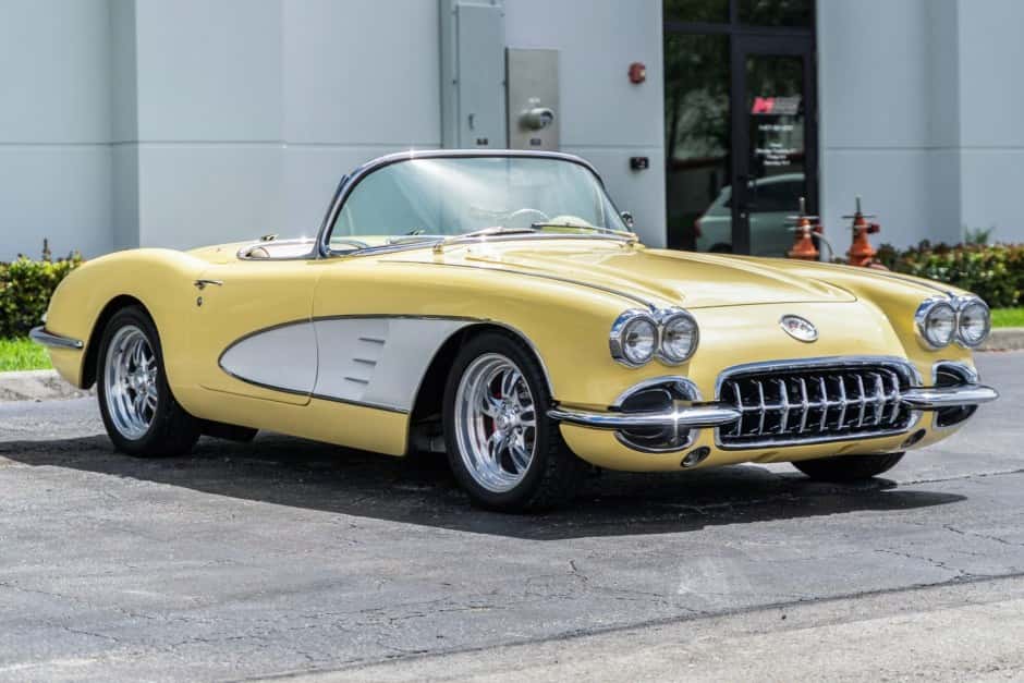 1959 Chevrolet Corvette C1 (1958-1960) sold for $100,000