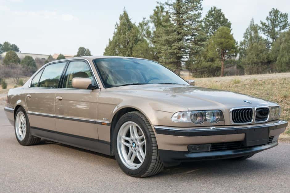 2000 BMW E38 7-Series sold for $38,000