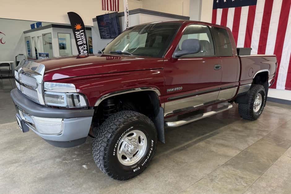 2002 Dodge Ram HD (1994-2002) sold for $17,000