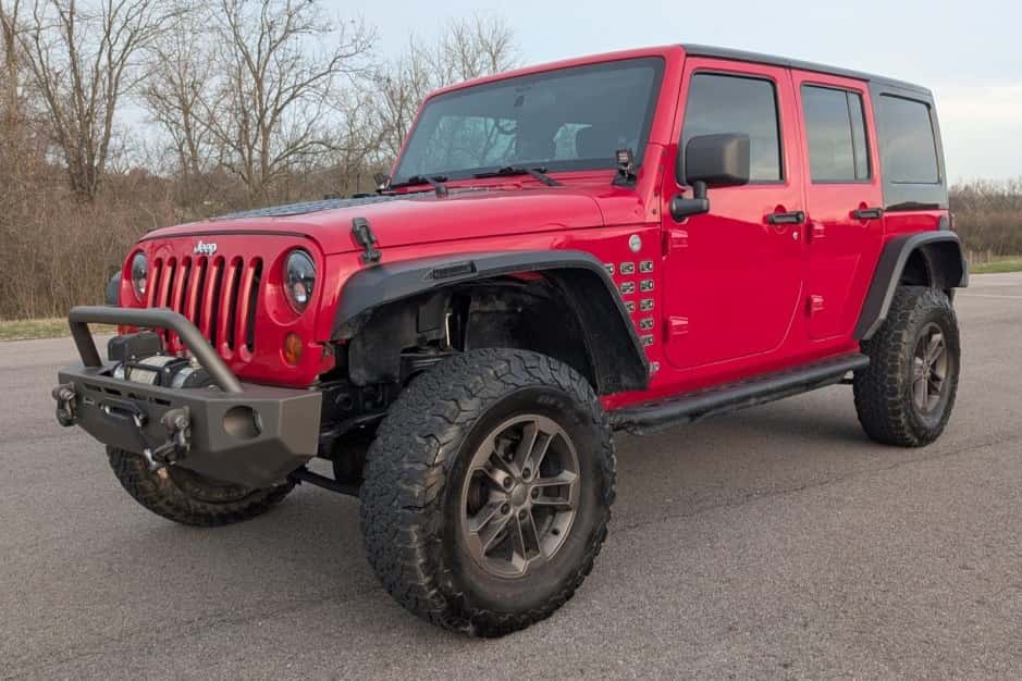 2011 Jeep Wrangler JK (2007-2018) sold for $14,000