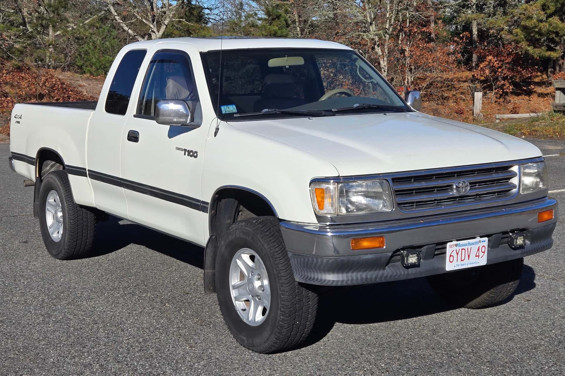 1997 Toyota T100 sold for $8,300