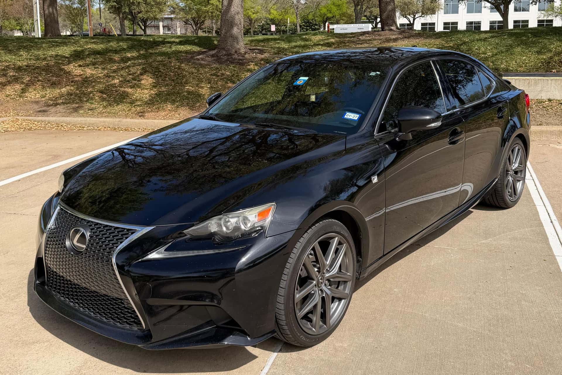 2014 Lexus IS sold for $19,000