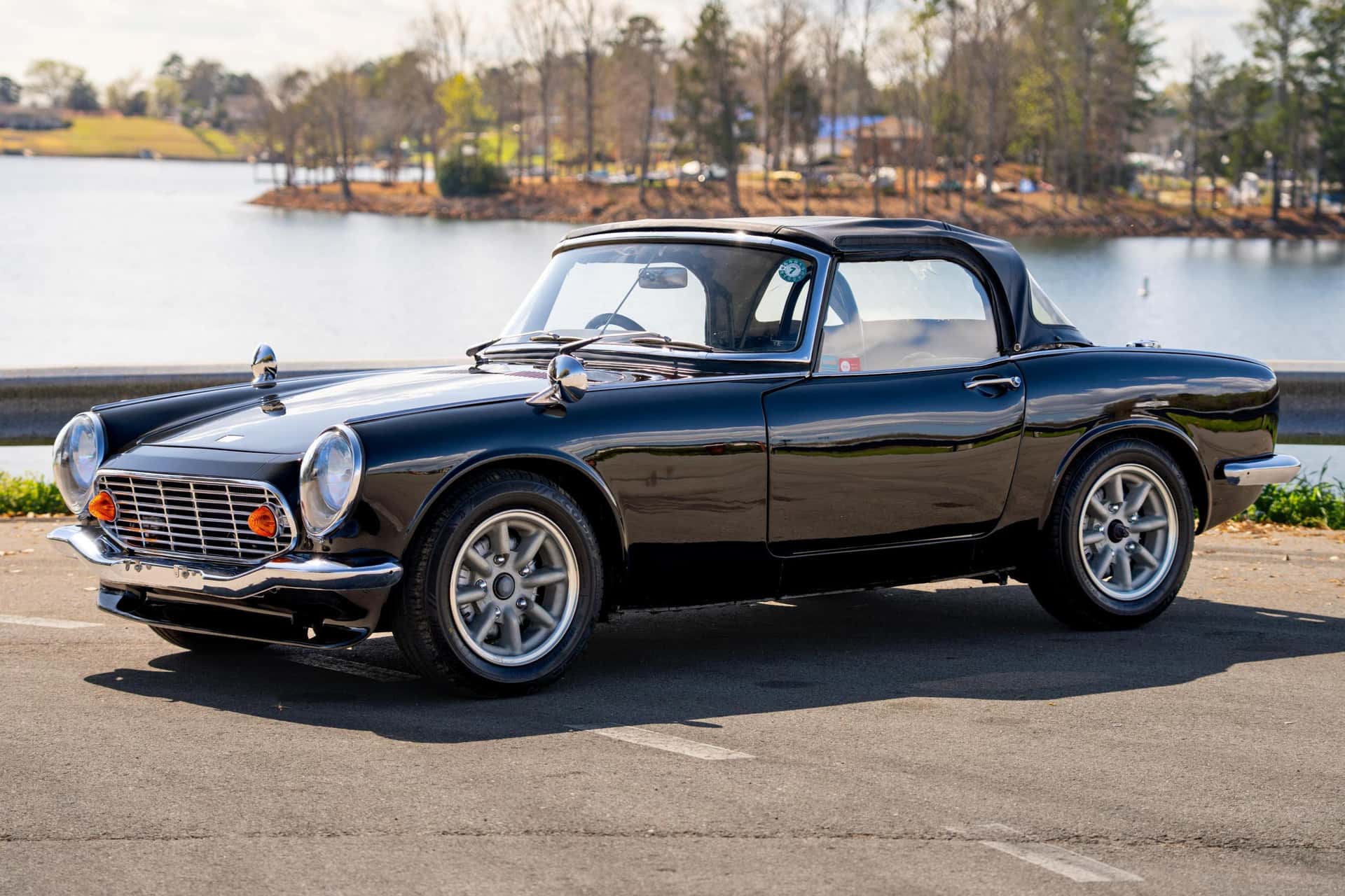 1964 Honda S600 sold for $18,500
