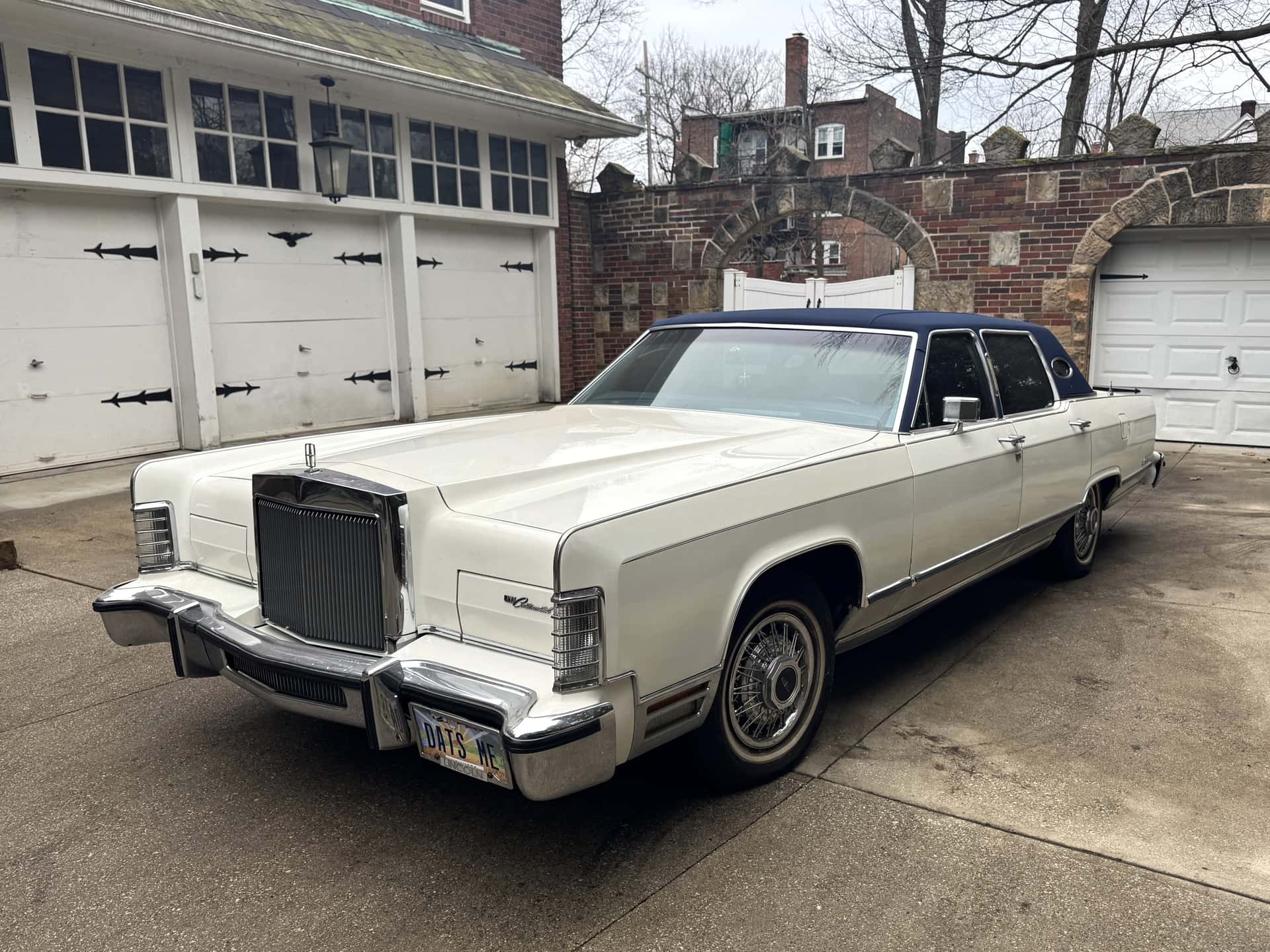 1979 Lincoln Continental sold for $6,000