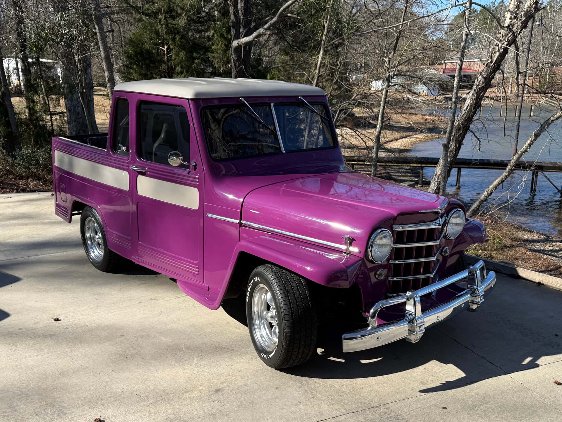 1950 Willys Jeep sold for $12,000