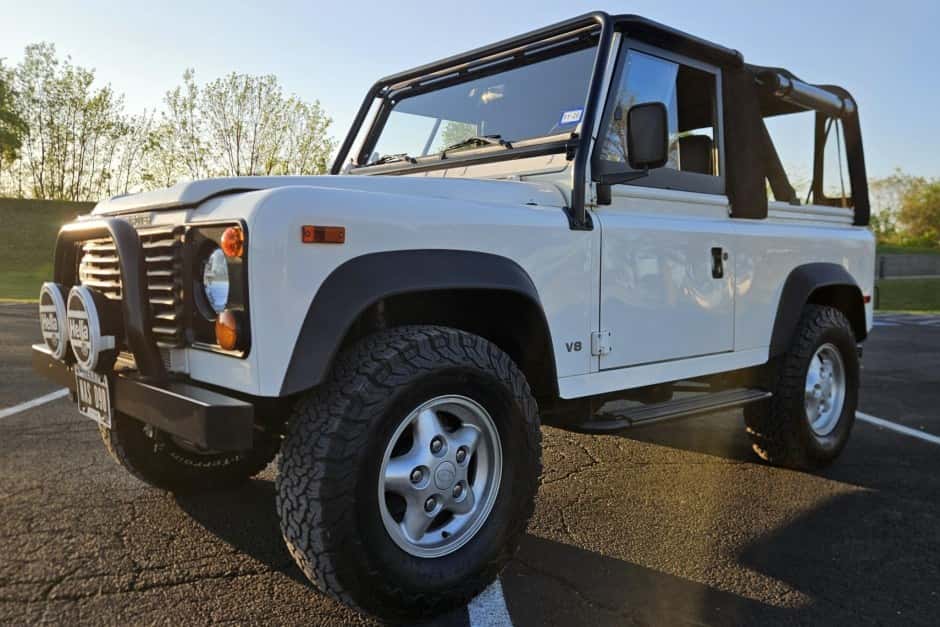 1997 Land Rover Defender 90 NAS sold for $100,000