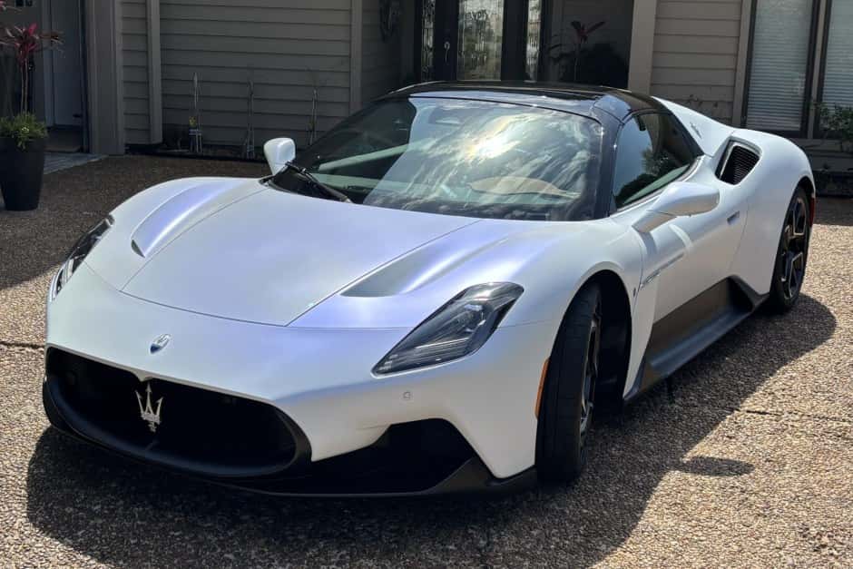 2023 Maserati MC20 / MCPura sold for $190,000