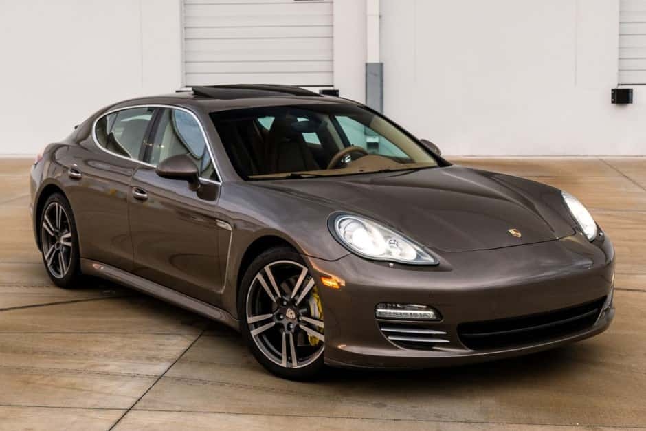 2011 Porsche Panamera sold for $15,250