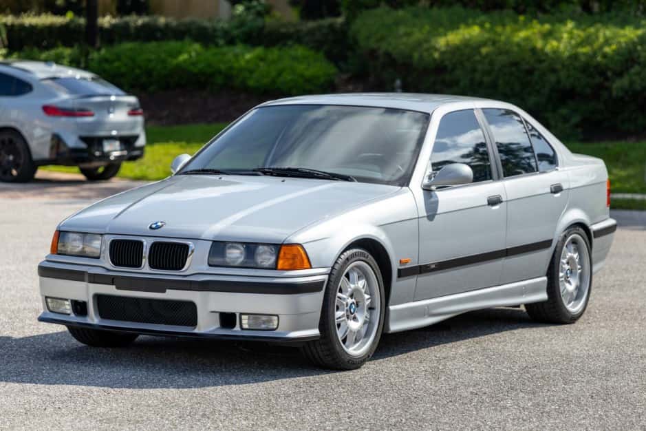 1998 BMW E36 M3 sold for $24,333