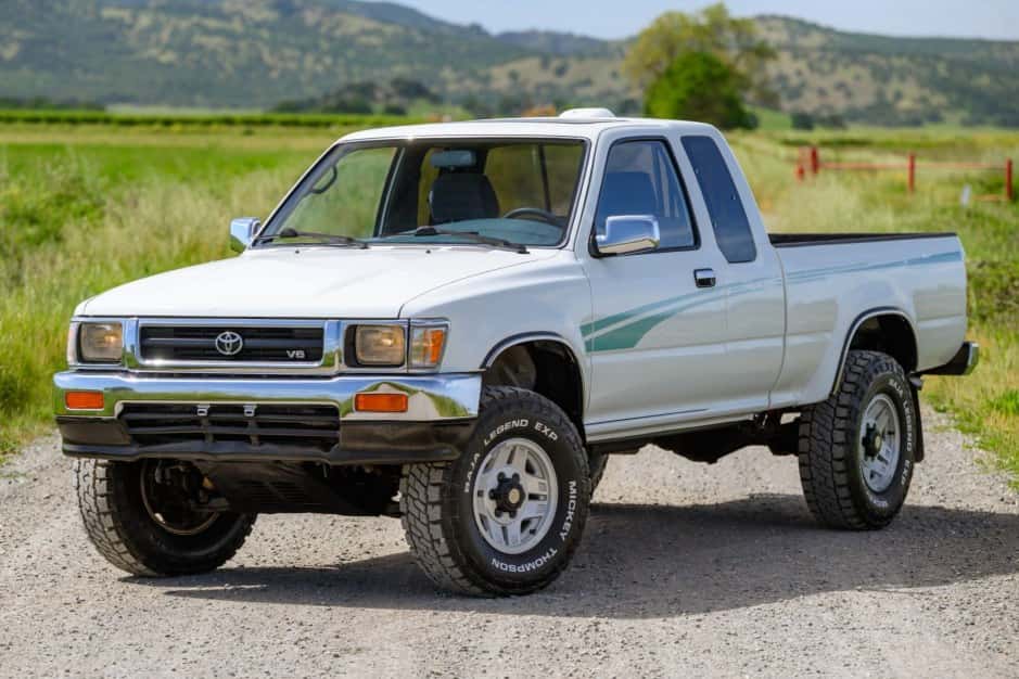 1994 Toyota Pickup (N80/90/100/110 1989-1997) sold for $30,000