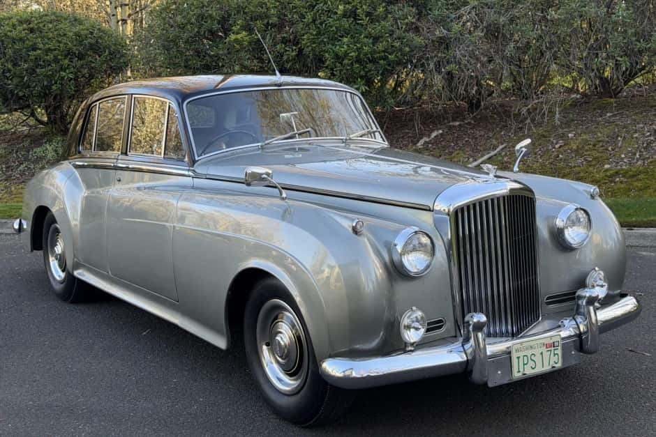 1959 Bentley S-Type sold for $14,100