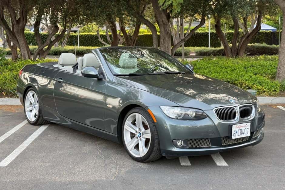 2010 BMW E92/E93 3-Series Coupe & Convertible sold for $14,500