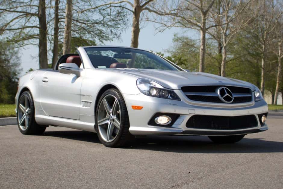2009 Mercedes-Benz R230 SL sold for $30,000