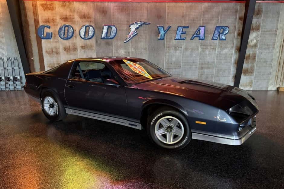 1984 Chevrolet Camaro (3rd Generation – 1982-1992) sold for $22,500