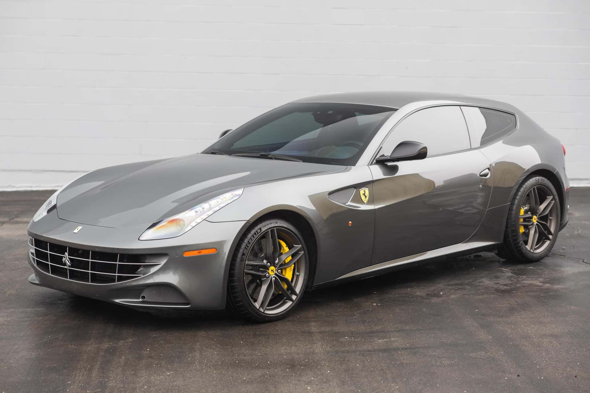 2015 Ferrari FF sold for $90,500