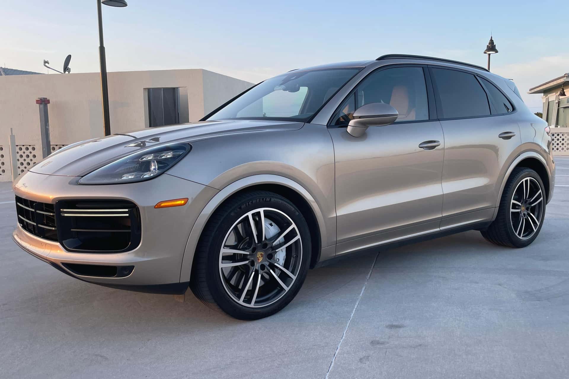 2019 Porsche Cayenne sold for $29,500