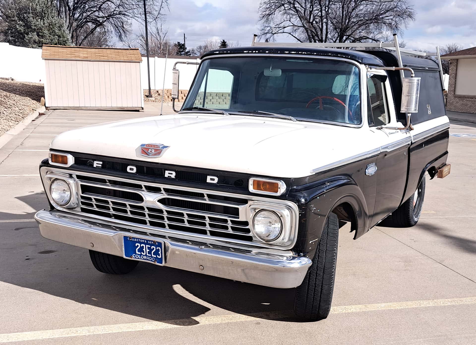 1966 Ford F-100 sold for $6,850