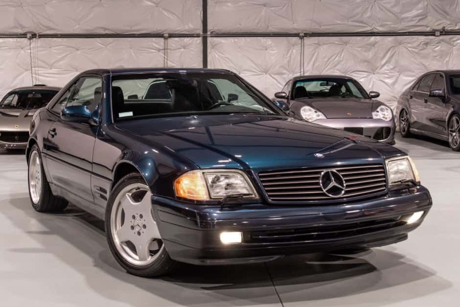2000 Mercedes-Benz R129 SL sold for $20,250