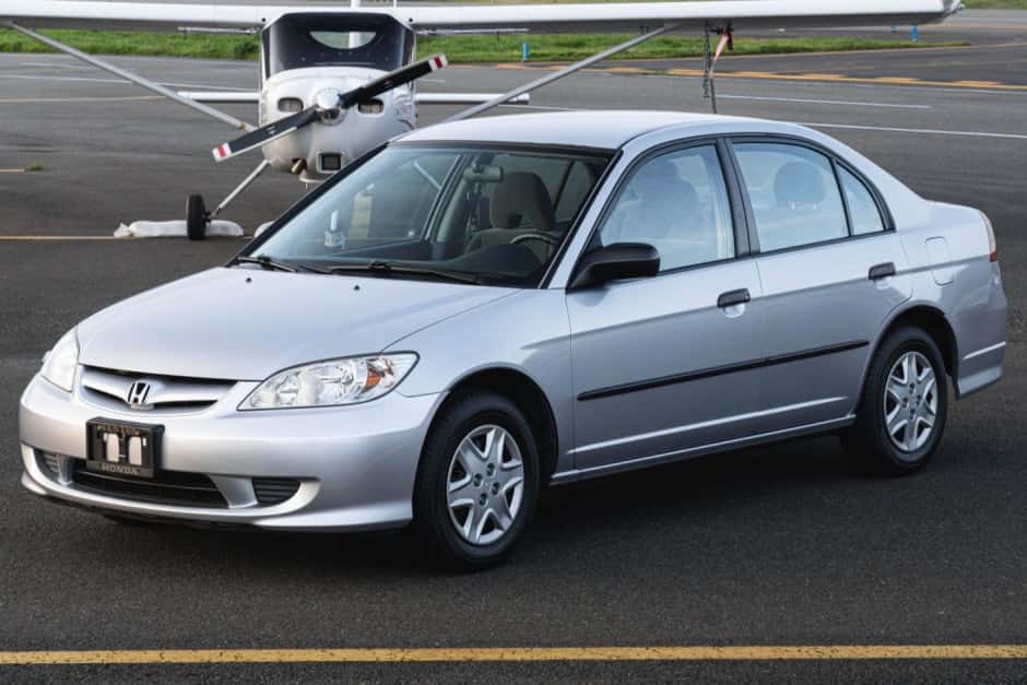 2004 Honda Civic (2001-2005) sold for $10,750