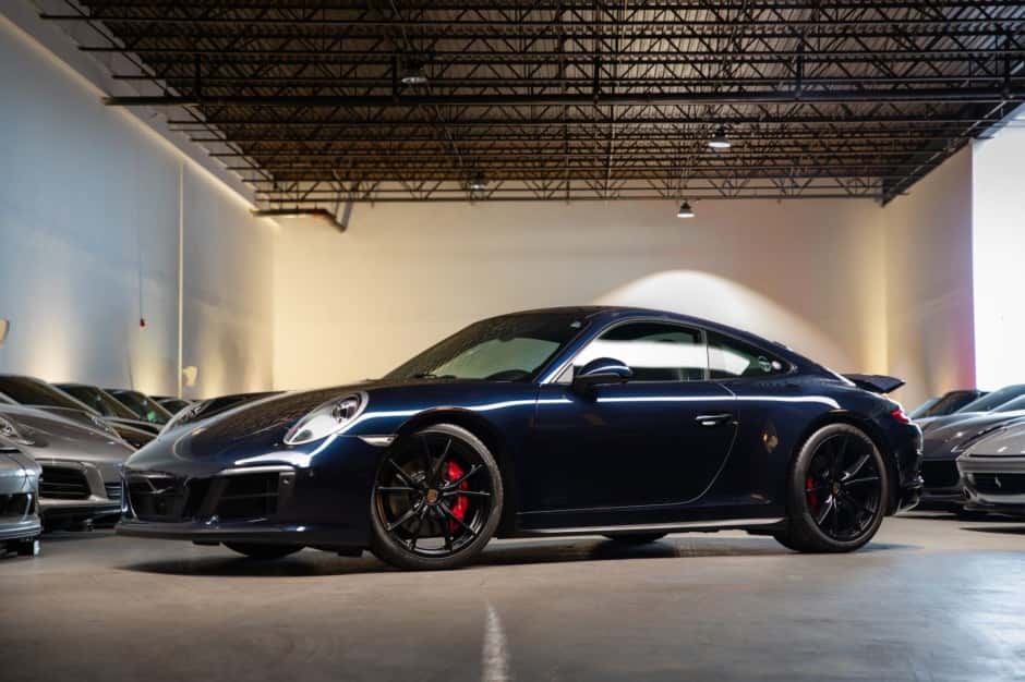 2018 Porsche 991 911 Carrera 4 GTS sold for $110,000