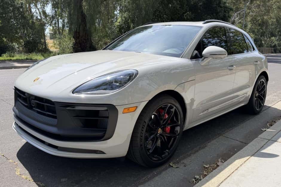 2025 Porsche Macan sold for $83,500