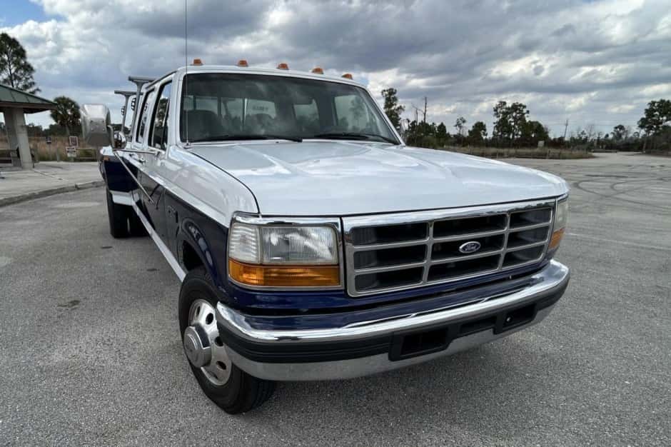 1995 Ford F-Series 1992-1997 sold for $9,100