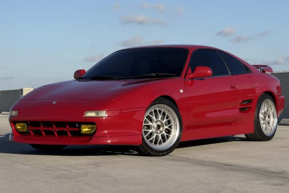 1995 Toyota SW20 MR2 sold for $10,099