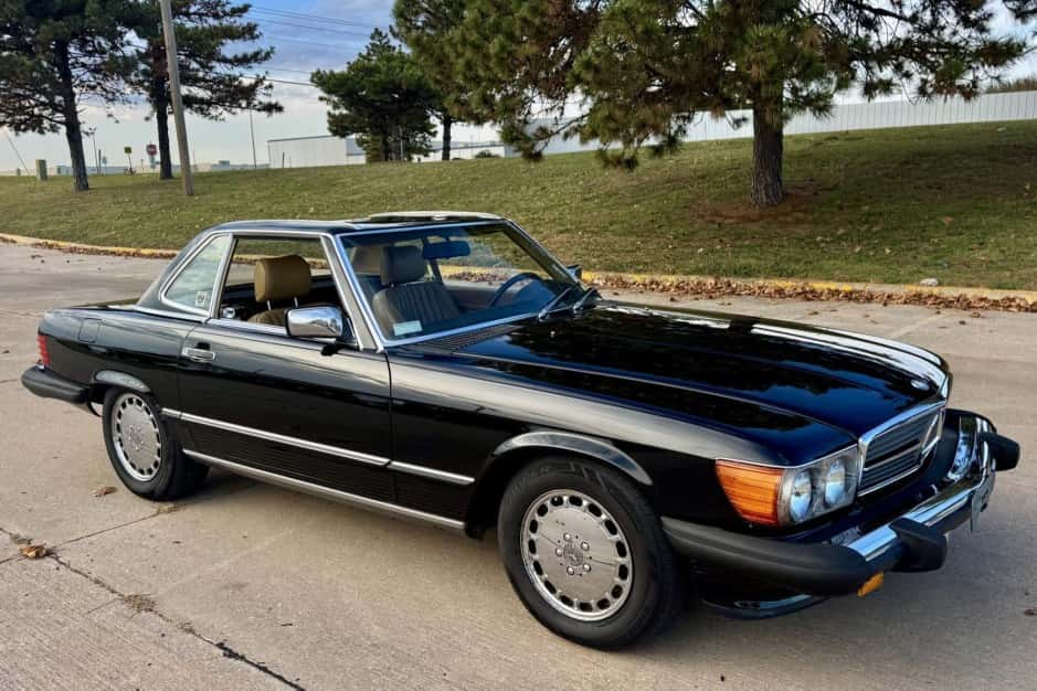 1988 Mercedes-Benz R107 SL sold for $19,250