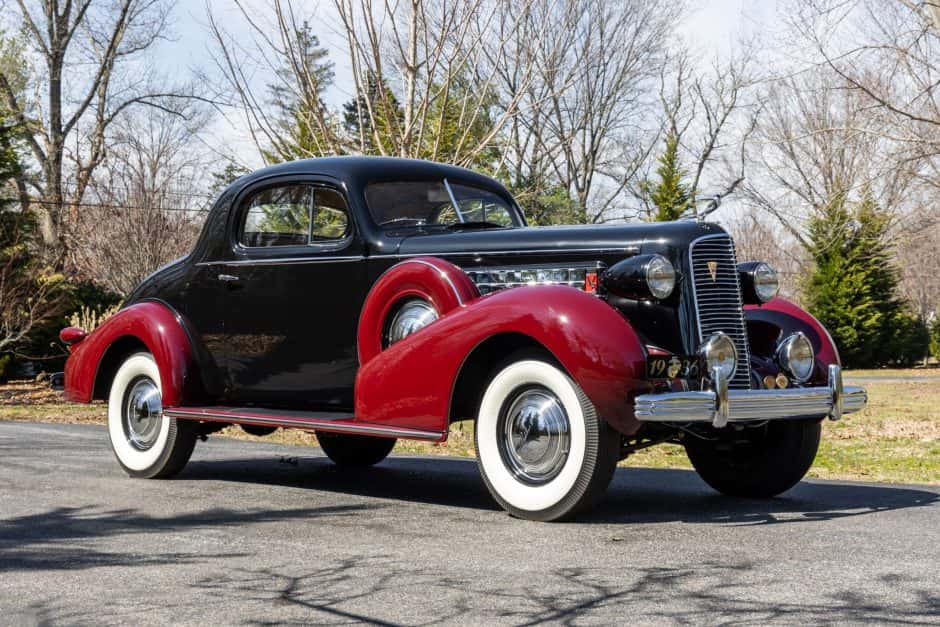 1936 Cadillac V8 sold for $33,000
