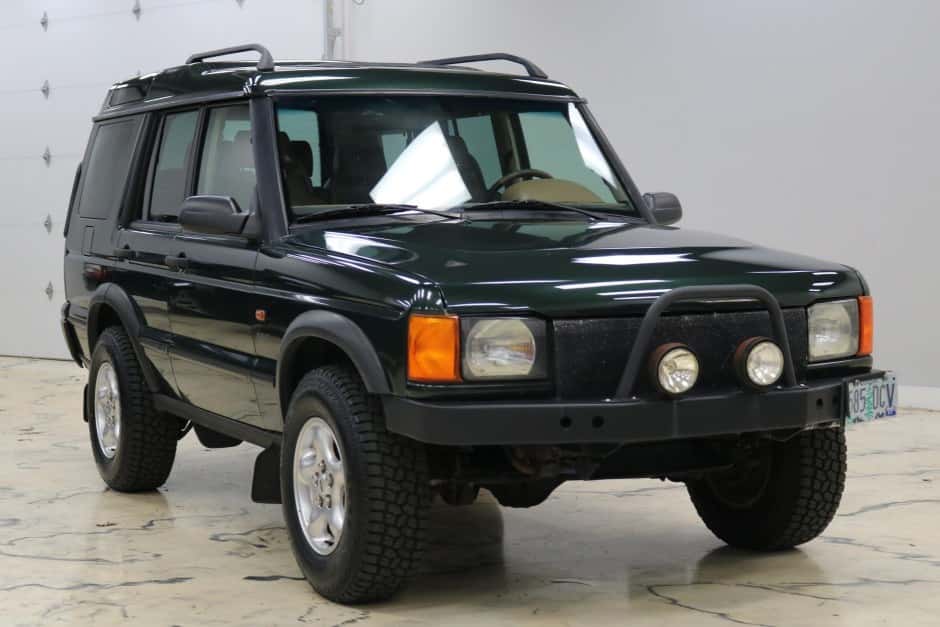 2001 Land Rover Discovery II sold for $7,600