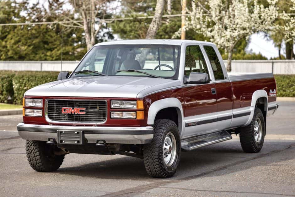 1996 GMC Sierra (GMT400 1988-2002) sold for $17,000