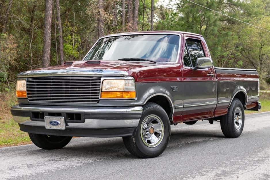 1993 Ford F-Series 1992-1997 sold for $5,750