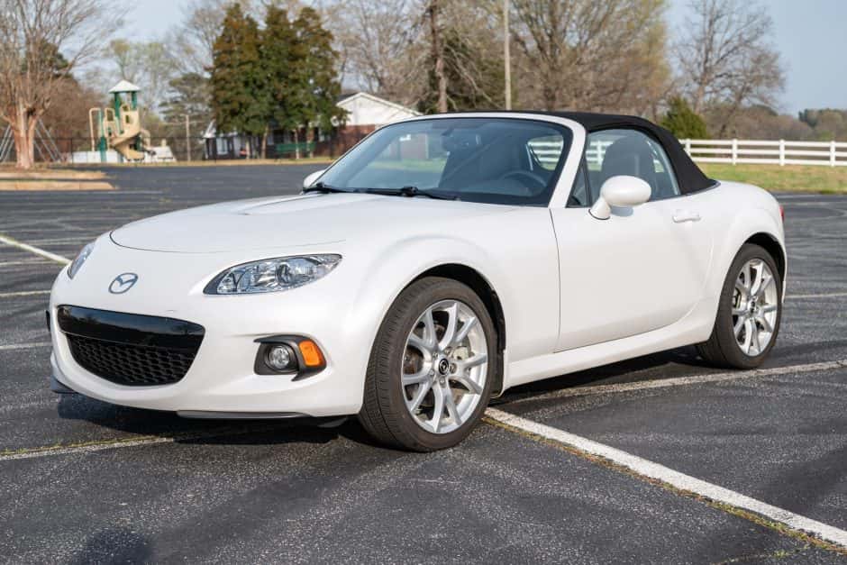 2013 Mazda NC MX-5 Miata sold for $20,600