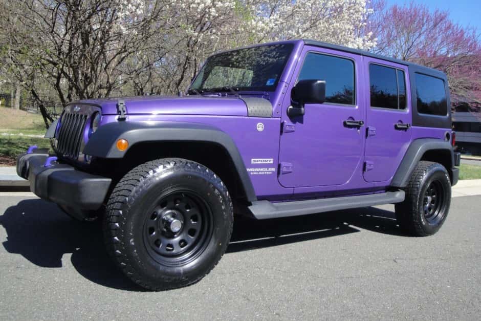 2017 Jeep Wrangler JK (2007-2018) sold for $18,300