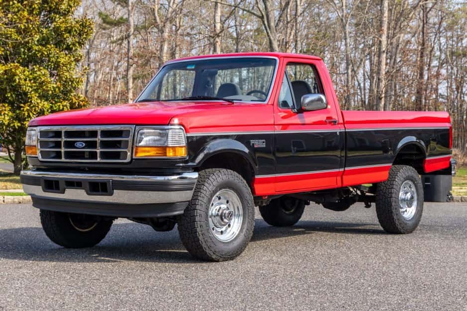 1995 Ford F-Series 1992-1997 sold for $23,000