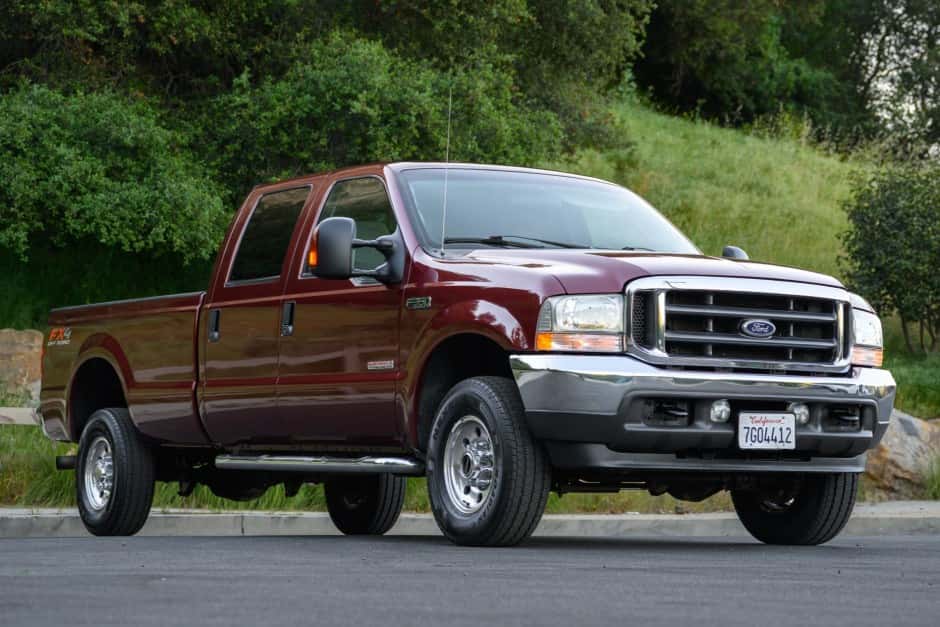 2004 Ford Super Duty 1999-2007 sold for $33,000