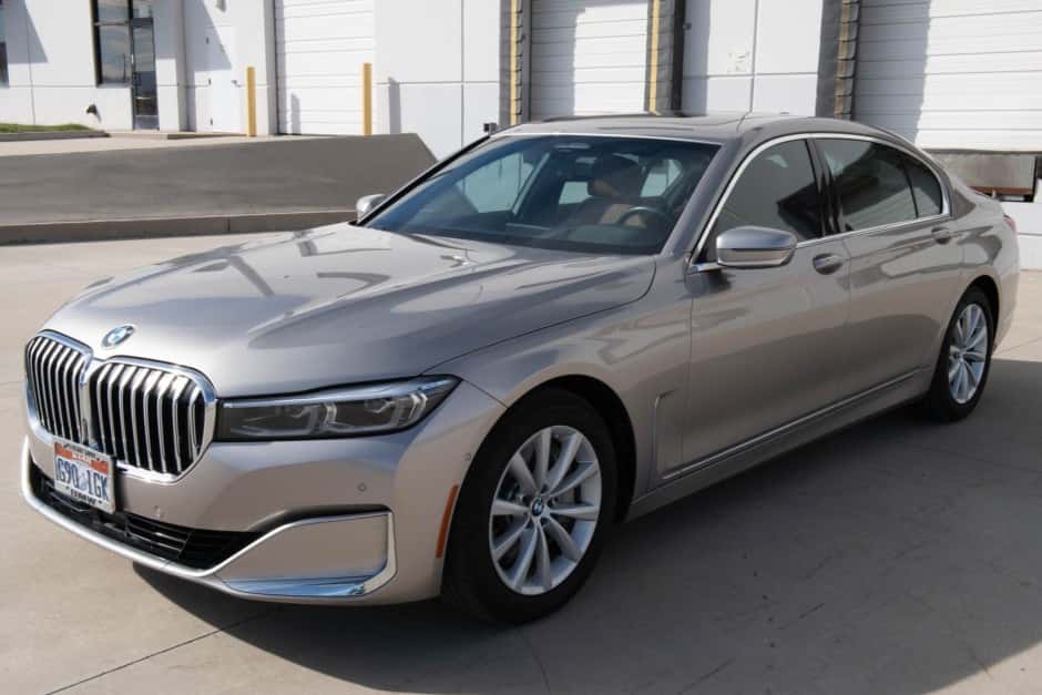 2020 BMW G11/G12 7-Series sold for $31,250