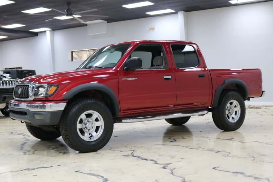 2002 Toyota Tacoma (N1X0 1995-2005) sold for $16,500
