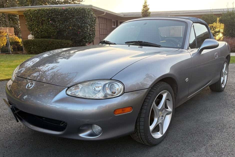 2003 Mazda NB MX-5 Miata sold for $10,000