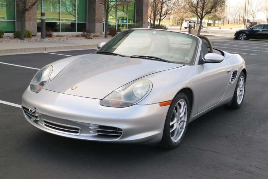 2003 Porsche 986 Boxster sold for $15,500