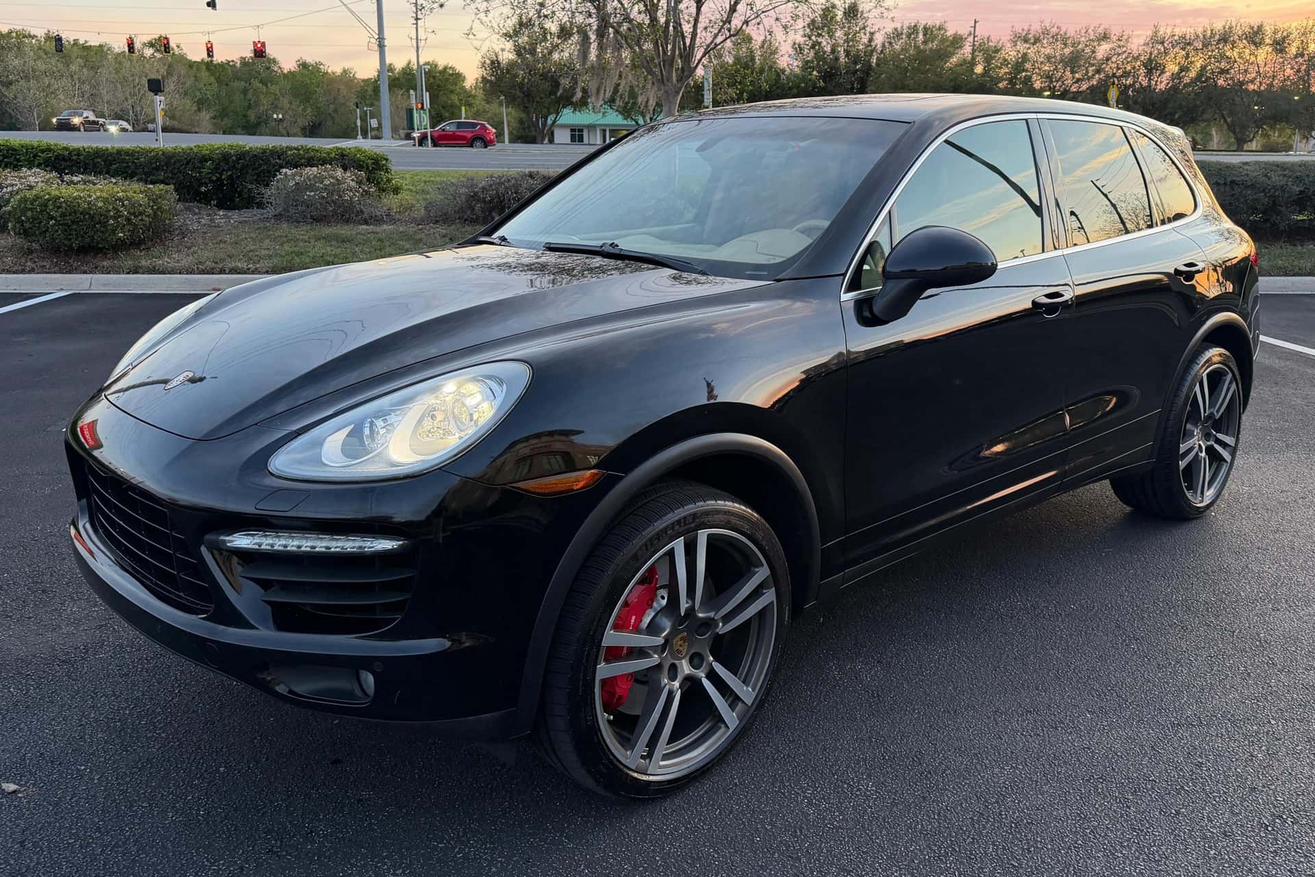 2013 Porsche Cayenne sold for $17,250