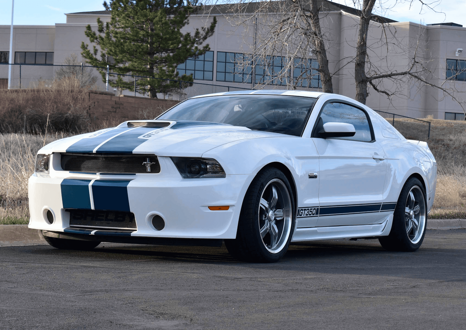 2012 Ford Mustang Shelby GT350 sold for $55,500