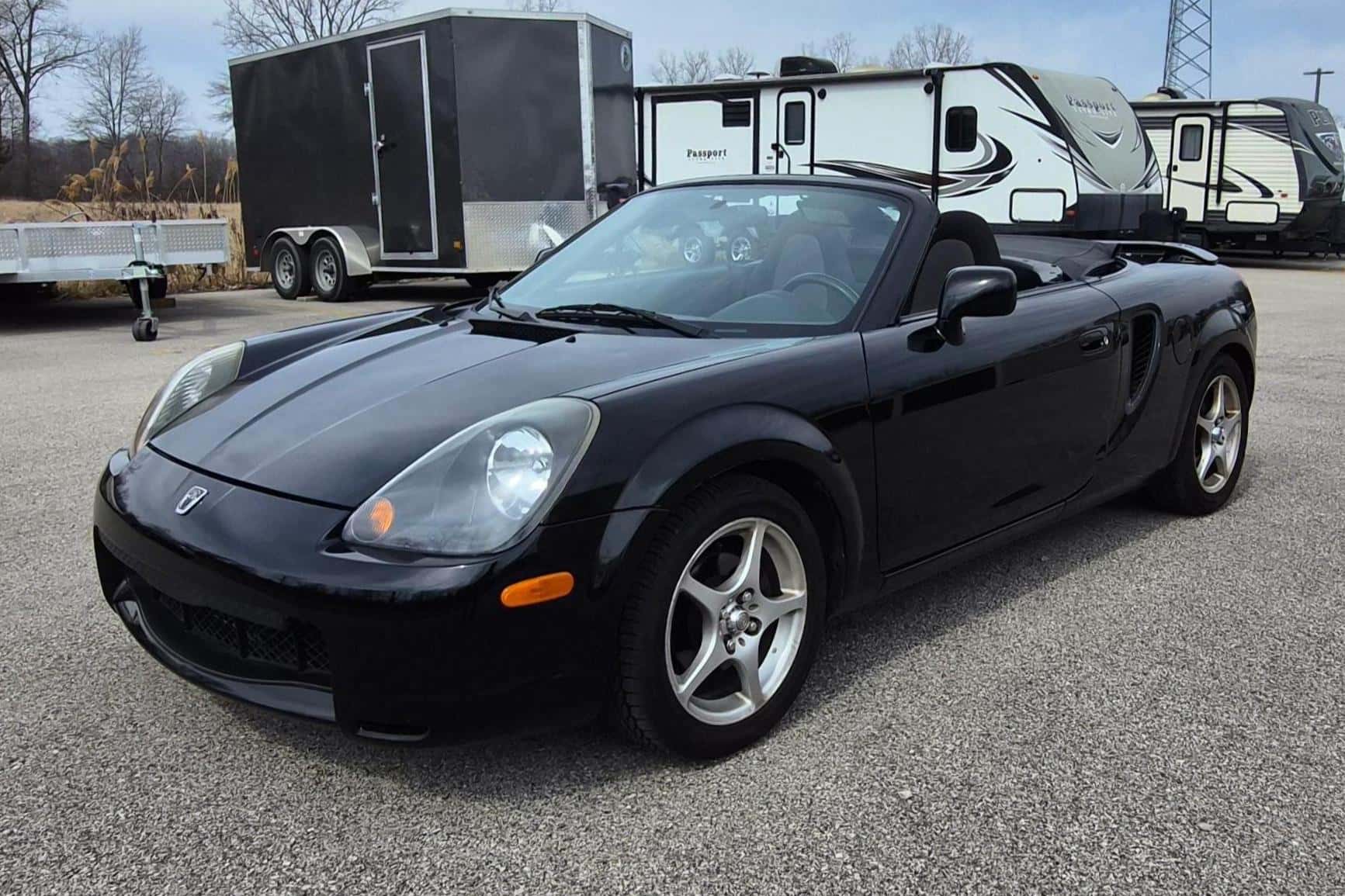 2001 Toyota MR2 Spyder sold for $7,400