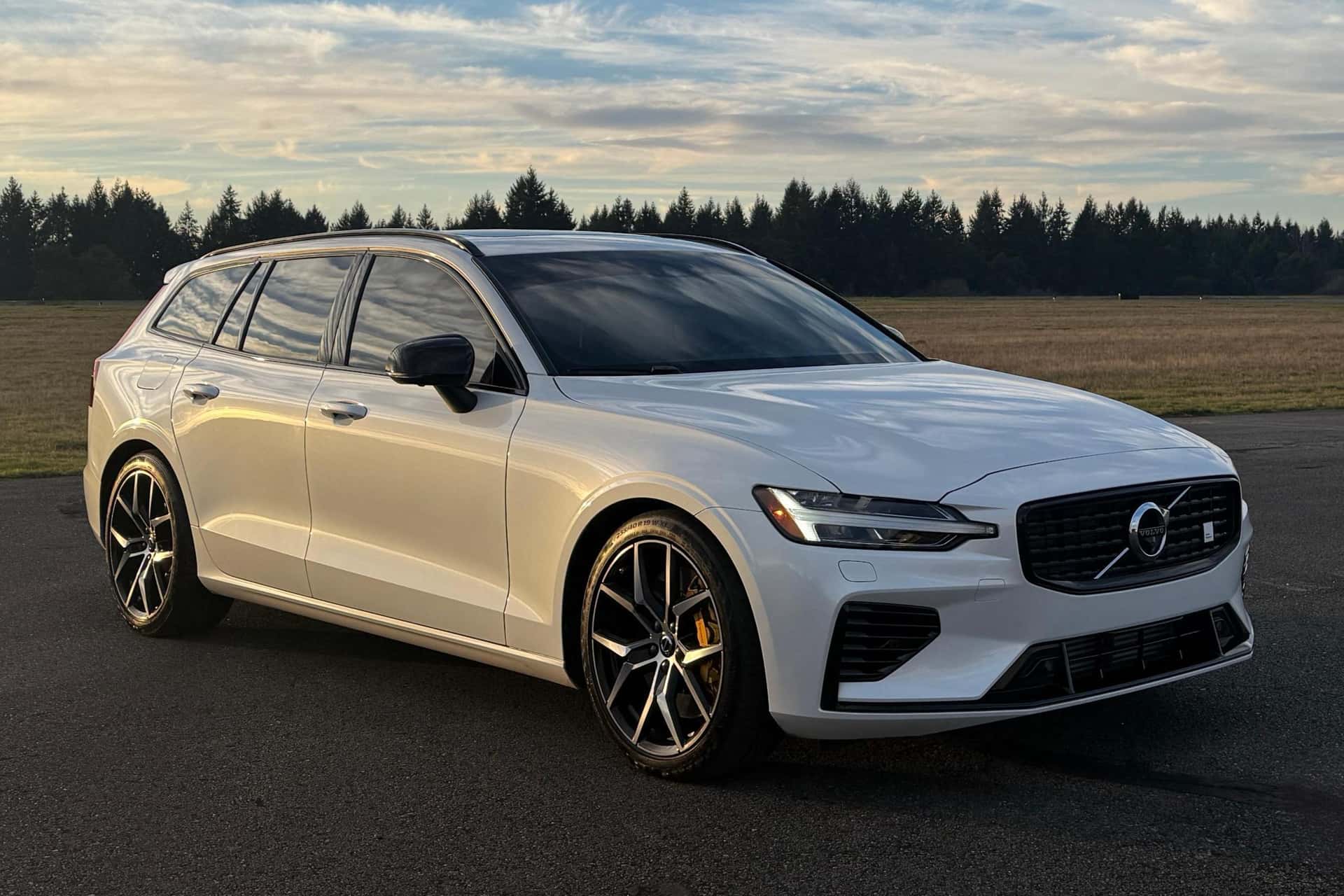2022 Volvo V60 sold for $53,500