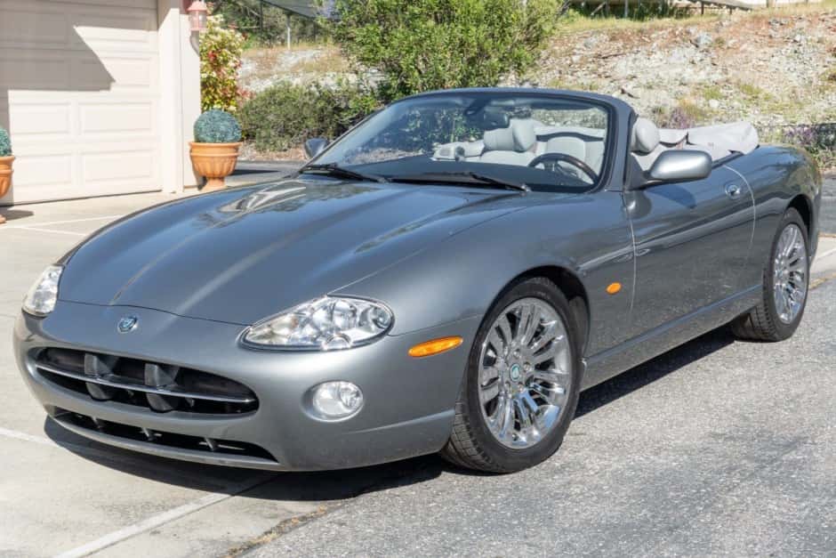 2005 Jaguar XK8 sold for $7,600