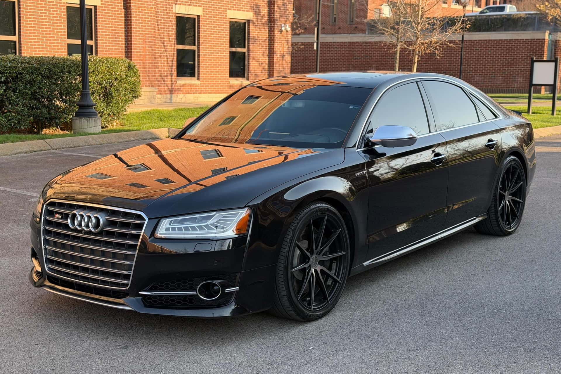 2015 Audi S8 sold for $20,200