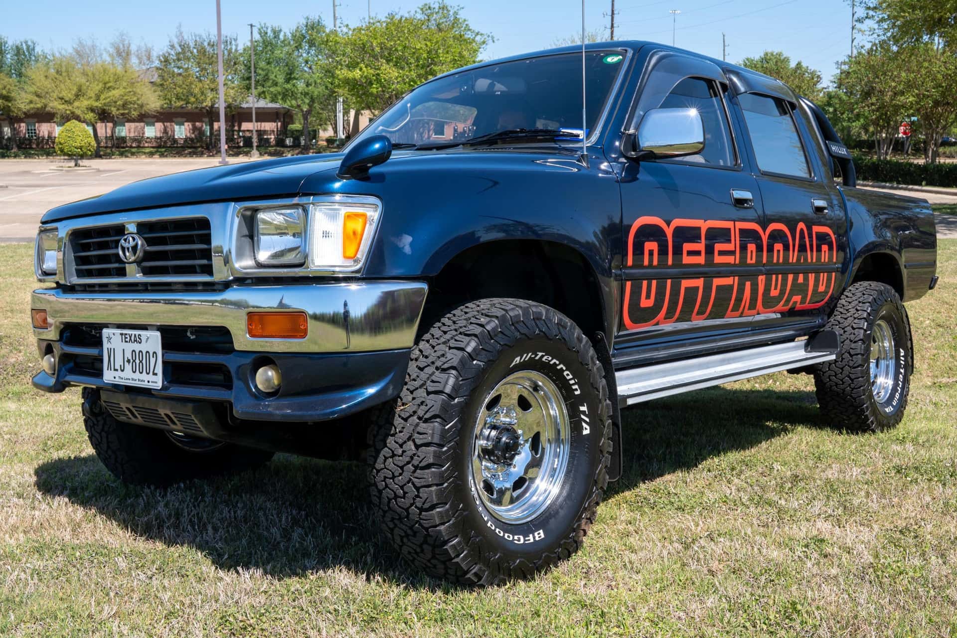 1996 Toyota Hilux sold for $21,250