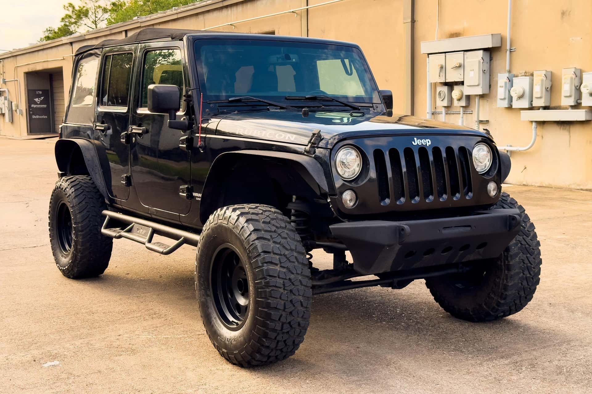 2017 Jeep Wrangler sold for $13,777