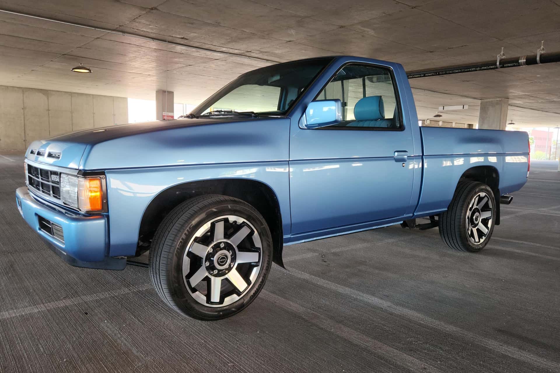 1989 Nissan Pickup sold for $6,200
