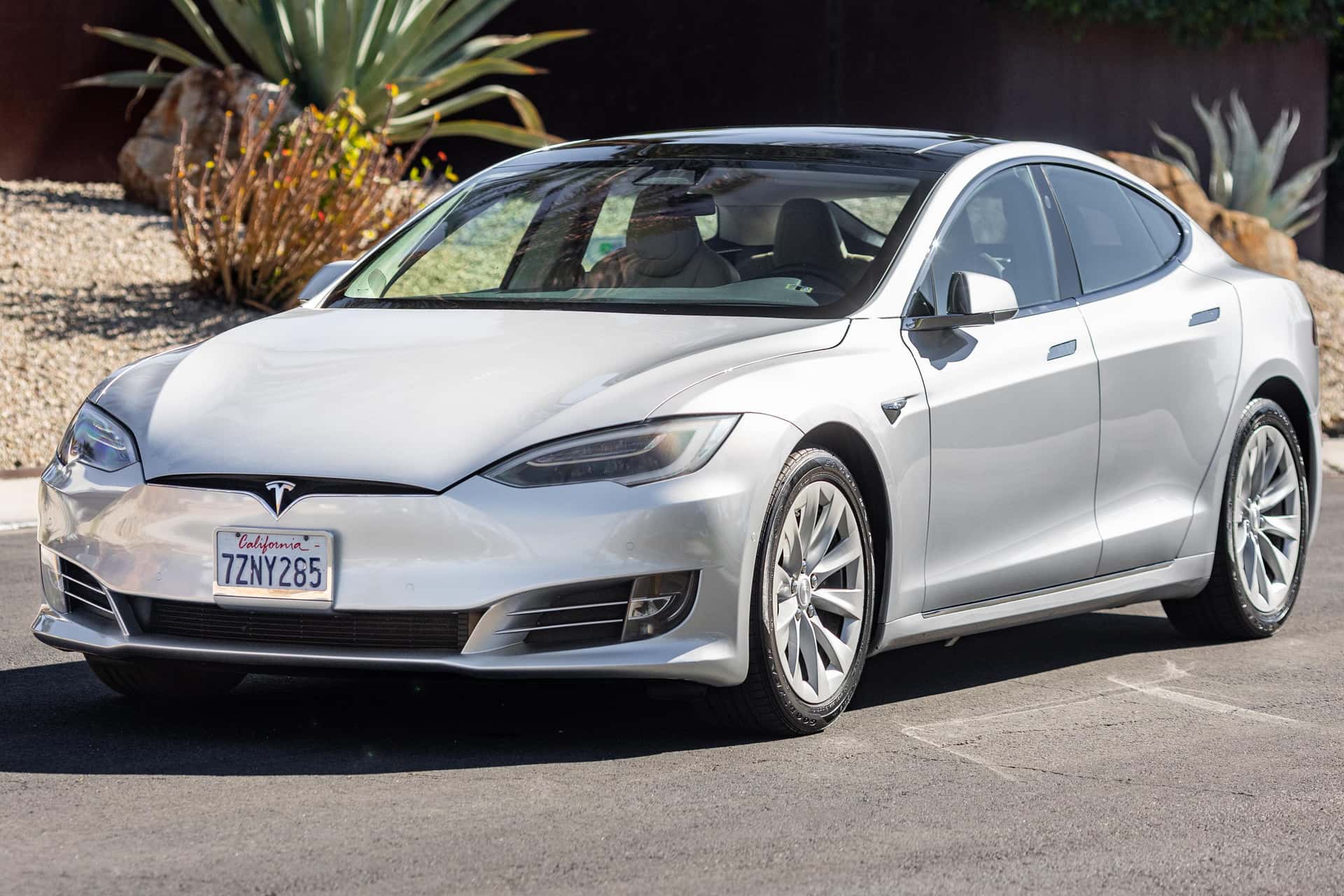 2017 Tesla Model S sold for $20,000